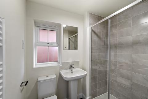 undefined, Skipper Gardens, S81