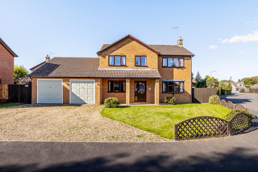 6 All Saints Close (Moulton)-8.jpg