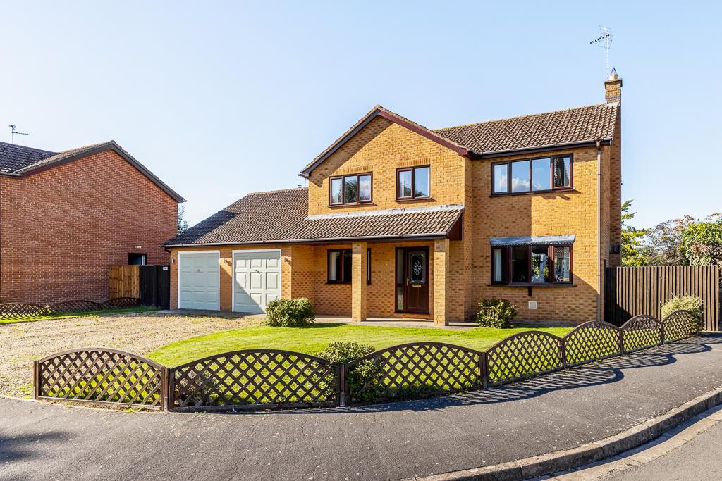 6 All Saints Close (Moulton)-10.jpg