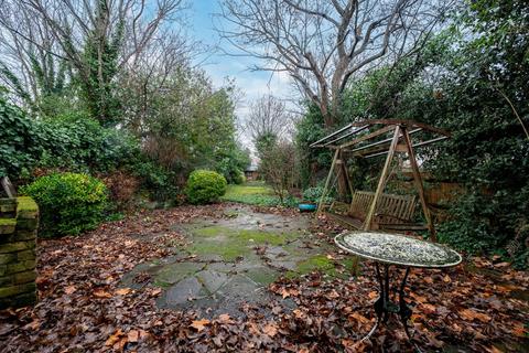 3 bedroom detached house for sale, Eltham Green, Eltham, London, SE9