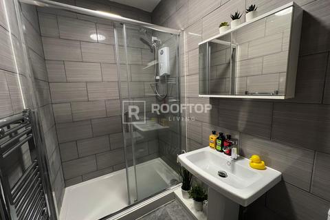 2 bedroom flat to rent, Royal Park Works. 34 Royal Park Road, Leeds LS6