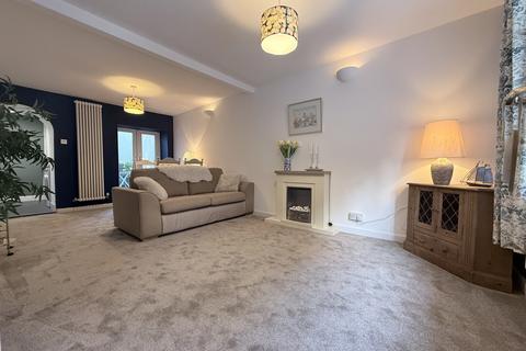 2 bedroom terraced house for sale, Castle Street, Narberth, Pembrokeshire, SA67