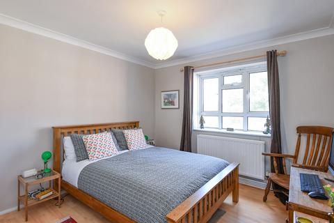 1 bedroom flat to rent, Glazebrook Close, London, SE21