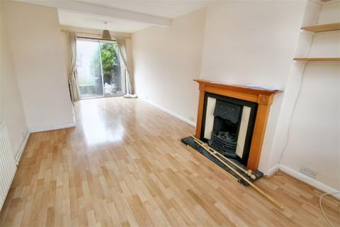 3 bedroom terraced house to rent, New Peachey Lane, Uxbridge, UB8