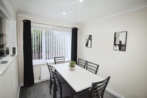 3 bedroom terraced house for sale, Oban Close, Wakefield WF3
