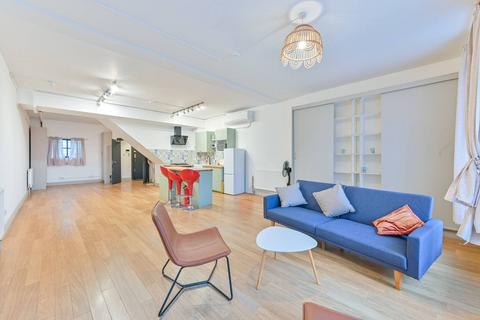 2 bedroom flat for sale, Tunstall Road, Brixton, London, SW9