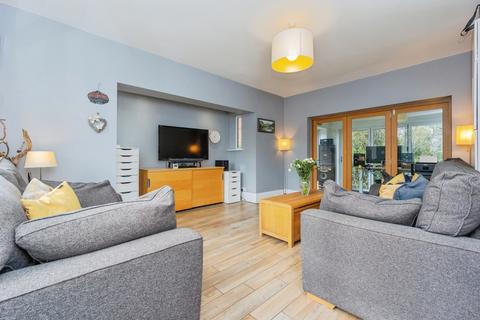 4 bedroom detached house for sale, Stanneylands Road, Cheshire SK9