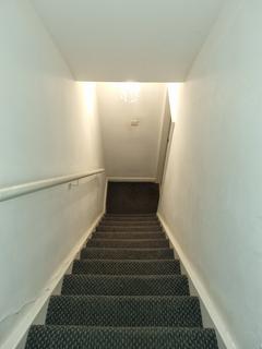 2 bedroom flat to rent, 39 Tickhill Road, Maltby, Rotherham S65 2HH