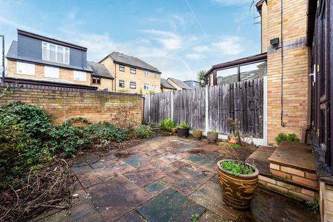 undefined, Deck Close, Canada Water, London, SE16