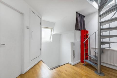 1 bedroom flat for sale, Hatherley Grove, Bayswater, London, W2