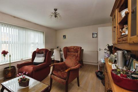 2 bedroom flat for sale, Pittville Circus Road, Cheltenham GL52