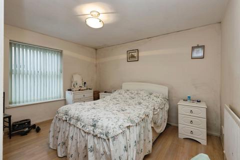 2 bedroom flat for sale, Pittville Circus Road, Cheltenham GL52