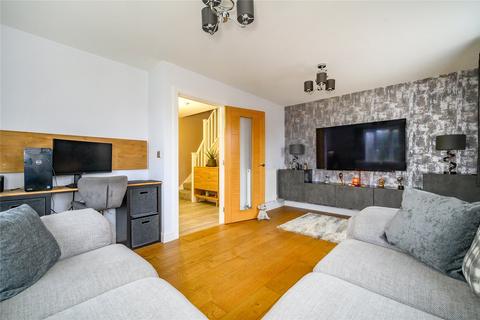 3 bedroom semi-detached house for sale, Oakwell Croft, Batley, West Yorkshire