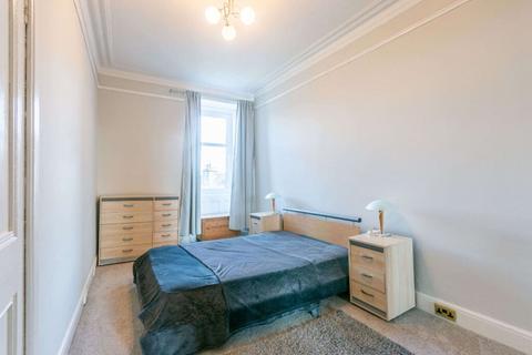 undefined, 0882L Meadowbank Crescent, Edinburgh, EH8 7AR