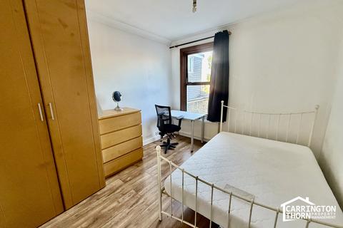 undefined, Inverine Road, London, SE7 7NL