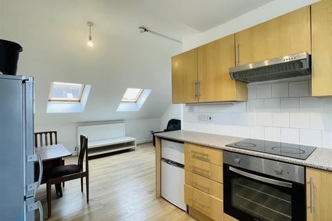 undefined, Alberton Road, Bristol BS16
