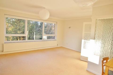 3 bedroom flat to rent, Mount Harry Road , Sevenoaks  TN13 3JW
