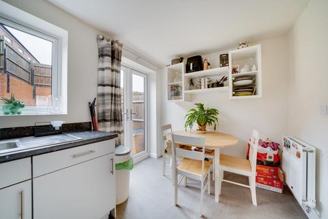 3 bedroom semi-detached house for sale, Eunice Way, Telford, TF3