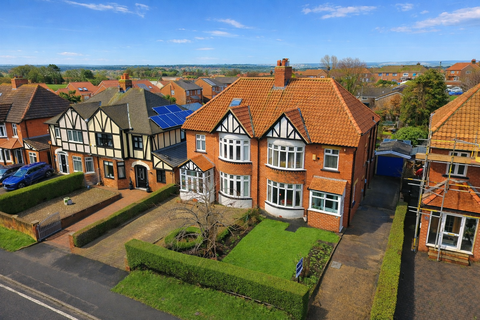 undefined, Stakesby Road, Whitby YO21