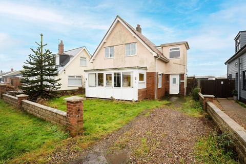 3 bedroom detached house for sale, California Avenue, Scratby