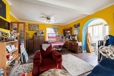 3 bedroom detached house for sale, California Avenue, Scratby