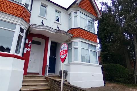 undefined, York Crescent, Aldershot