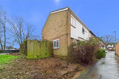 Farm Field Court, Northampton NN3