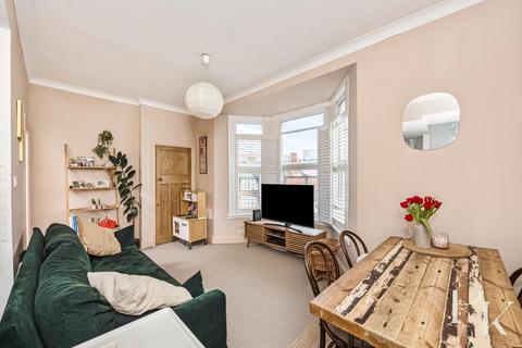 2 bedroom flat for sale, Fonthill Road, Hove