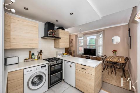 2 bedroom flat for sale, Fonthill Road, Hove
