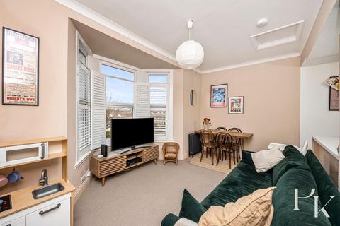 2 bedroom flat for sale, Fonthill Road, Hove