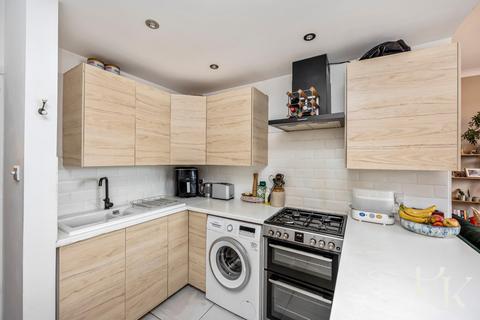 2 bedroom flat for sale, Fonthill Road, Hove