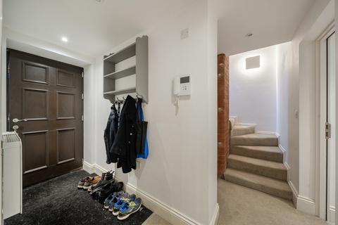 undefined, Victoria Gardens, Hyde Park, Leeds, LS6