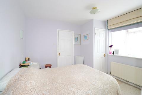 undefined, Canterbury Road, Farnborough GU14