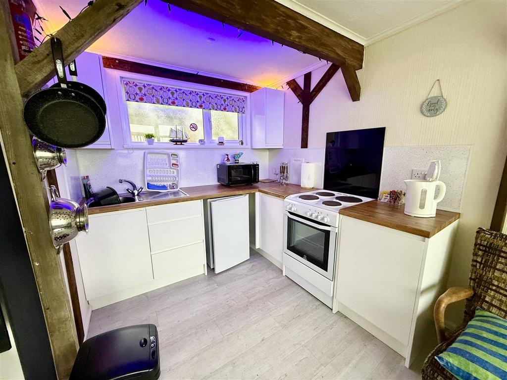 Kitchen area
