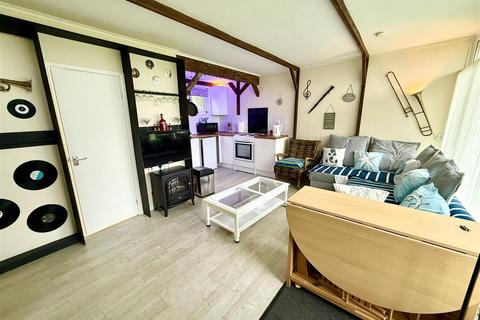 undefined, Broadside Chalet Park, Stalham NR12