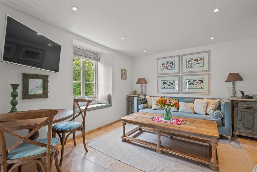 Quiet Living Room