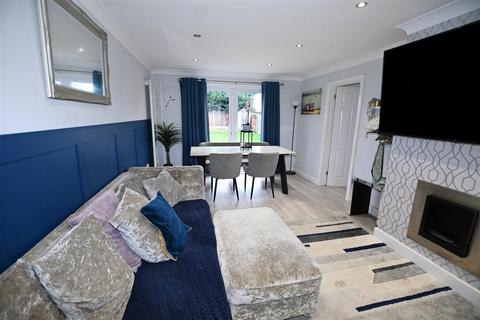 undefined, Cherry Close, Canvey Island SS8