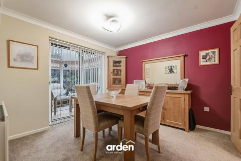 undefined, Damson Close, Callow Hill, B97