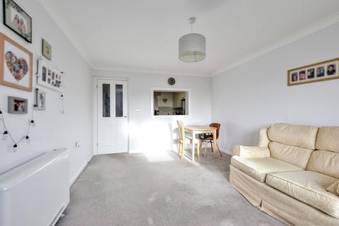 2 bedroom retirement property for sale, The Crescent, Abbots Langley, WD5