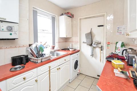 4 bedroom terraced house for sale, Braemar Road, Manchester M14
