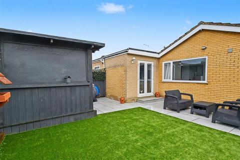 2 bedroom detached bungalow for sale, Westman Road, Canvey Island SS8