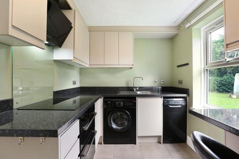 1 bedroom apartment to rent, Mcdowall Road, London
