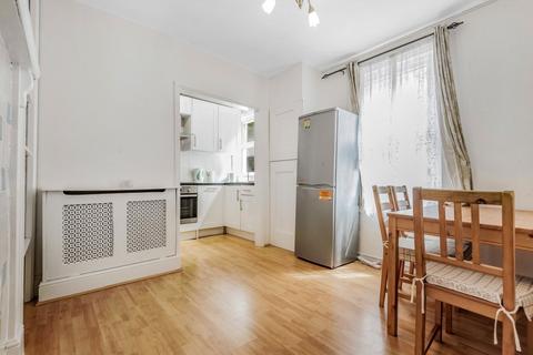 2 bedroom flat for sale, Kingston Road, Raynes Park, London, SW20