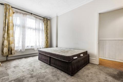 2 bedroom flat for sale, Kingston Road, Raynes Park, London, SW20