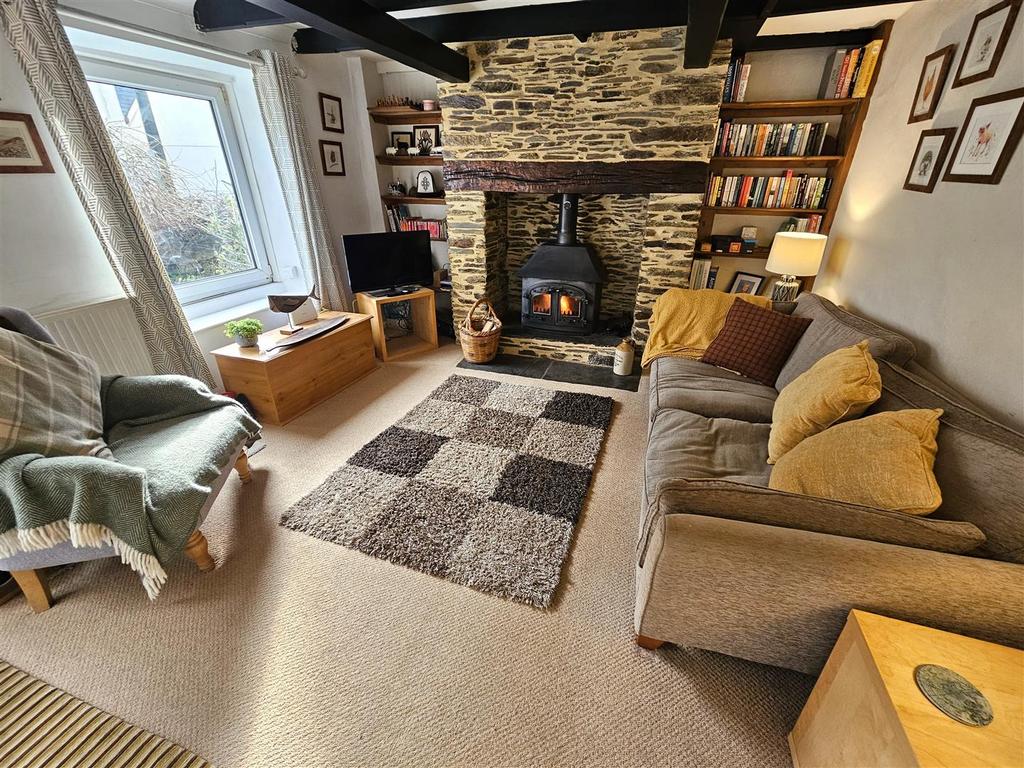 Sitting Room.jpg