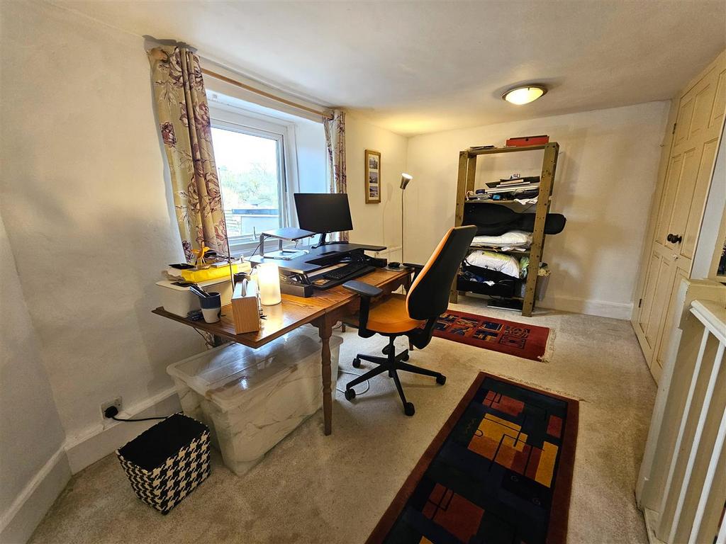Bedroom 2.jpg