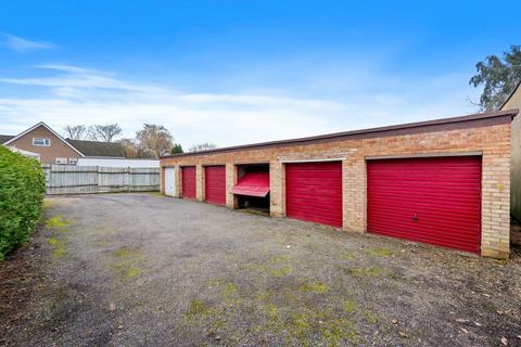 undefined, Pipers Close, Kettering NN15