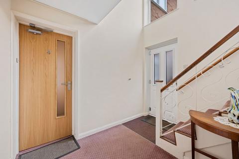 undefined, Pipers Close, Kettering NN15