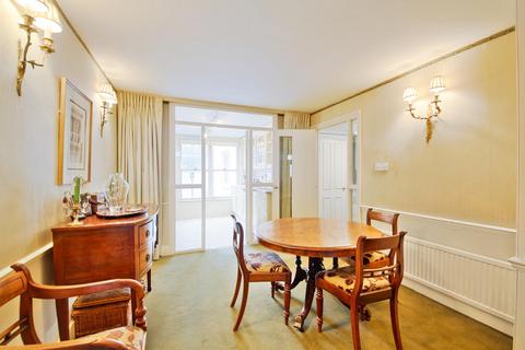 2 bedroom flat to rent, Craven Hill Gardens, London