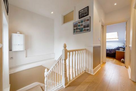 2 bedroom flat to rent, Gloucester Drive, London N4
